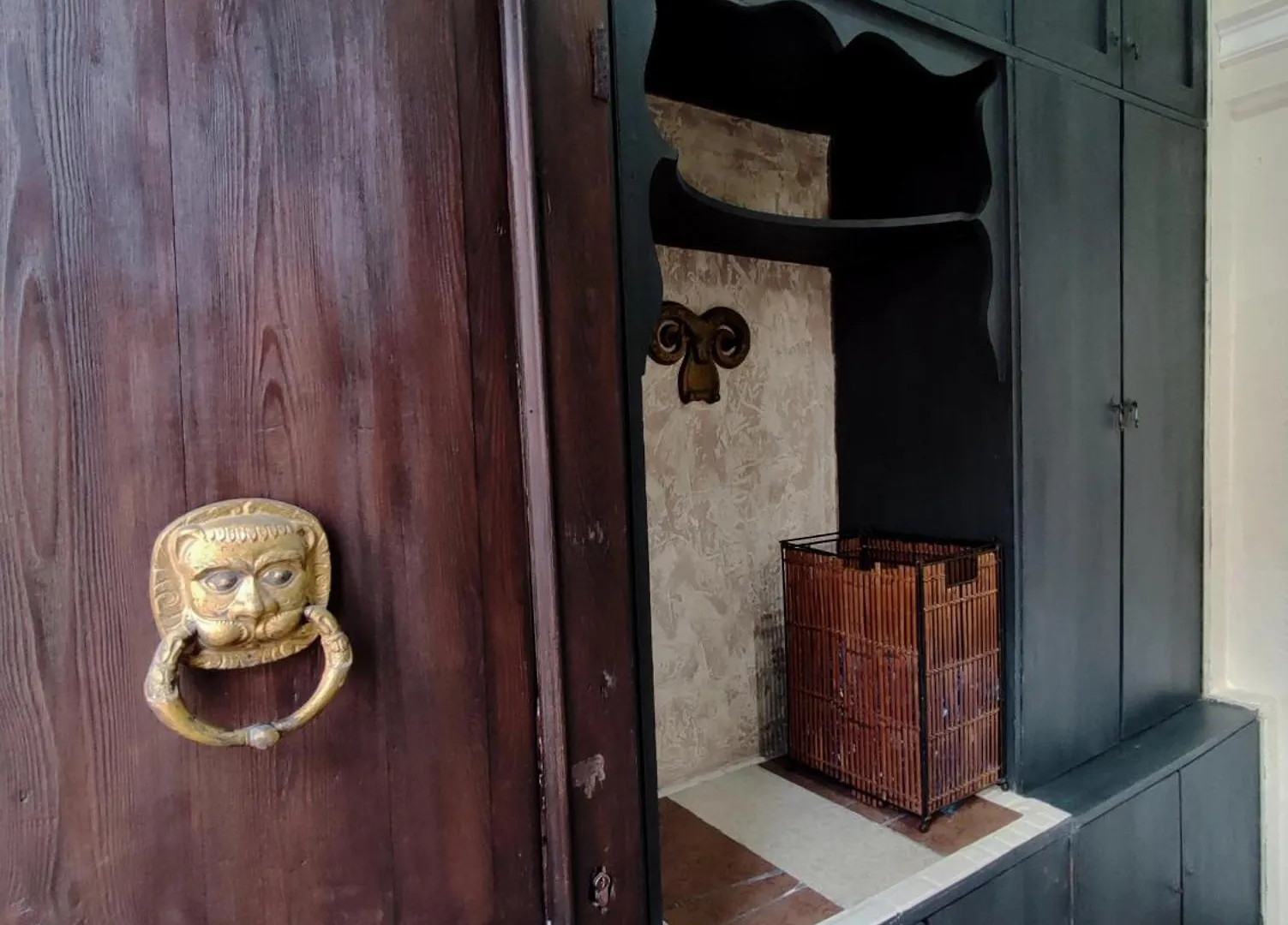 מלון טביליסי 9 Doors